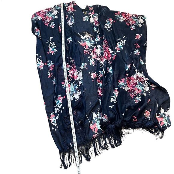 REVAMPED Blue Floral Lightweight Open Fringe Bottom Shall O/S - Picture 4 of 8